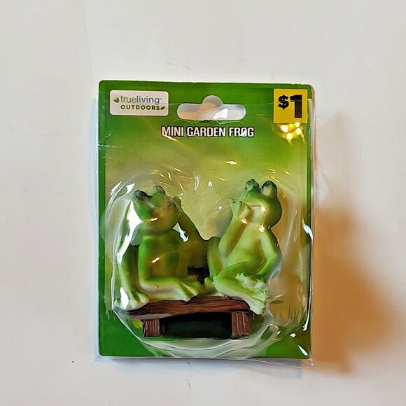 Lot of 8 Mini Garden Figurines Accessories Gnomes Chair Frogs Fairy Surfer Yoga - Picture 7 of 11